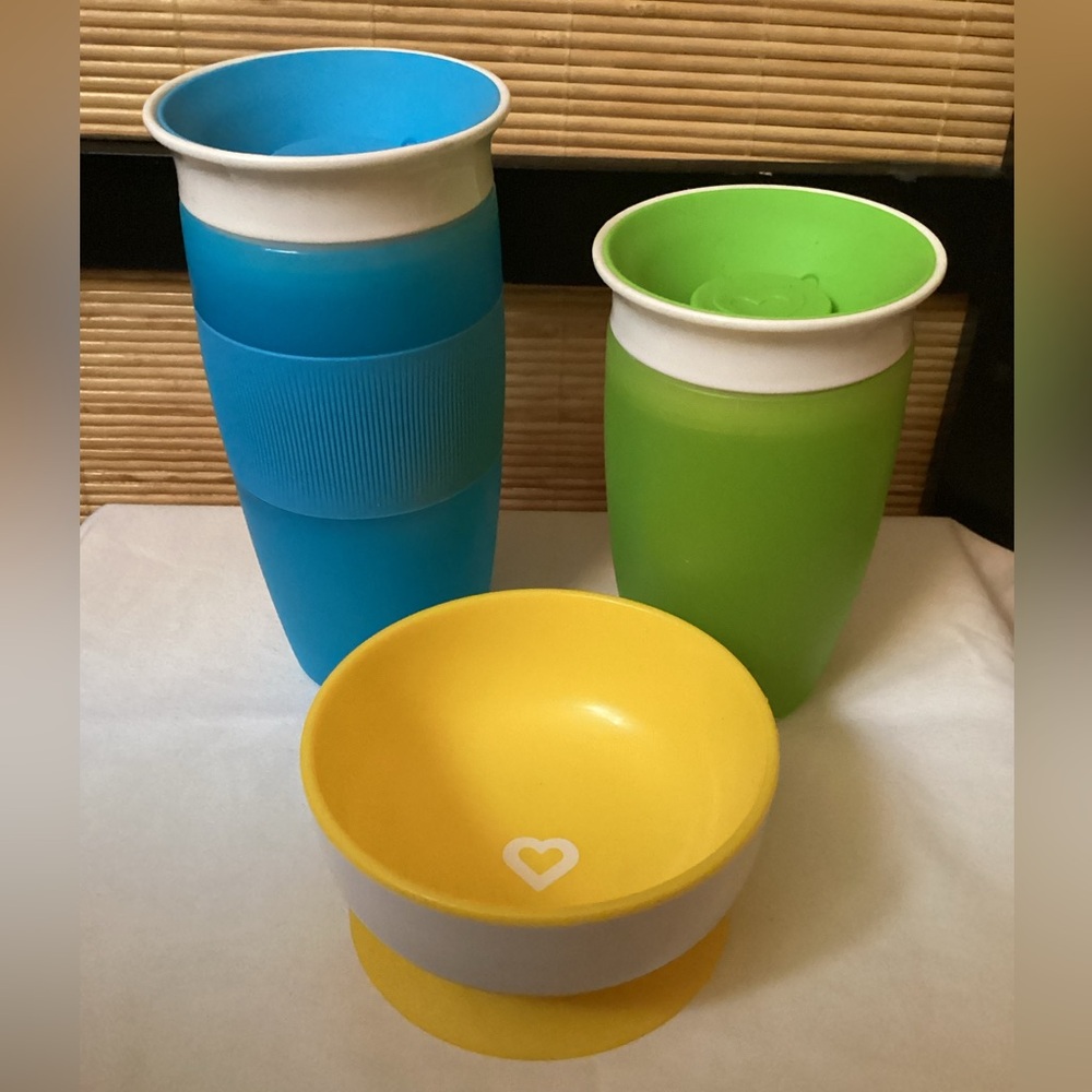 💗 FREE Munchkin cups and bowl no spill leak proof Free w purchase
